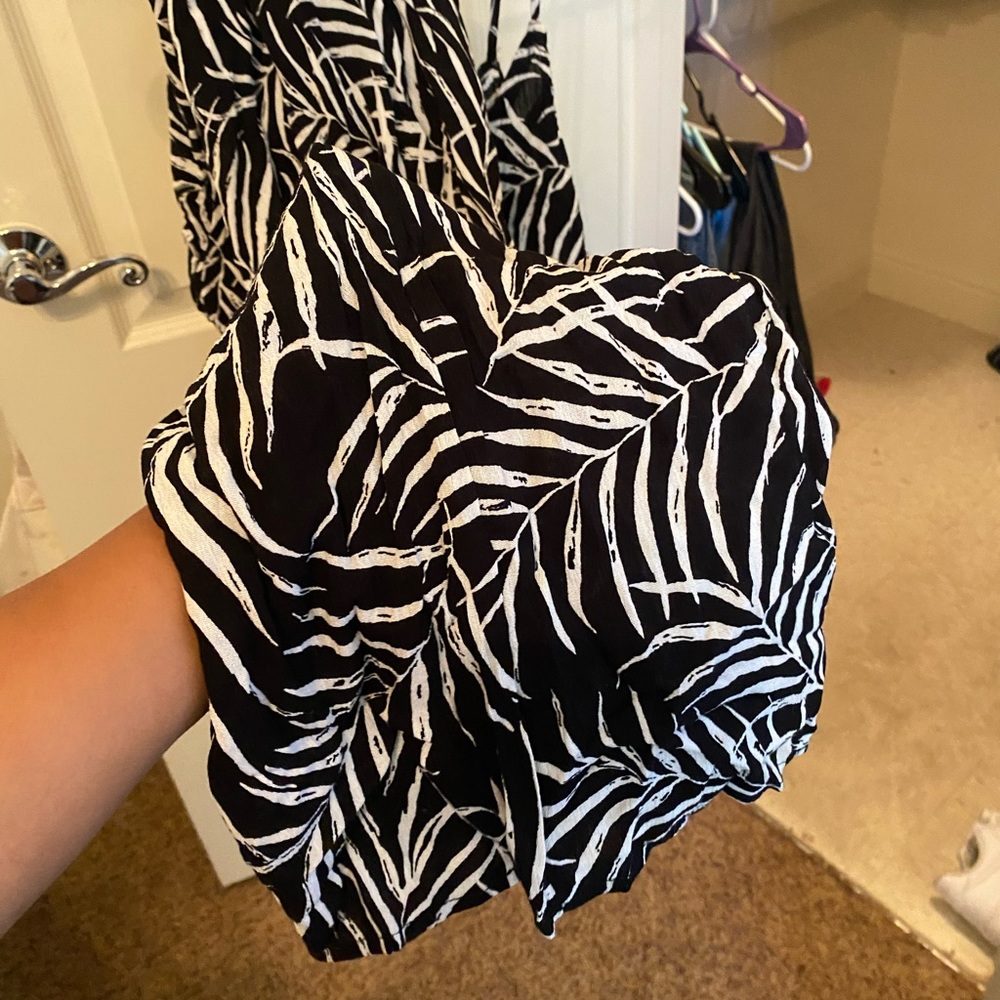 2 piece - Picture 3 of 4